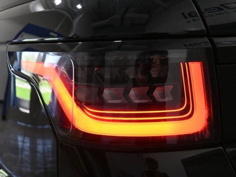 Used 2022 Land Rover Range Rover Sport HSE Dynamic image 37