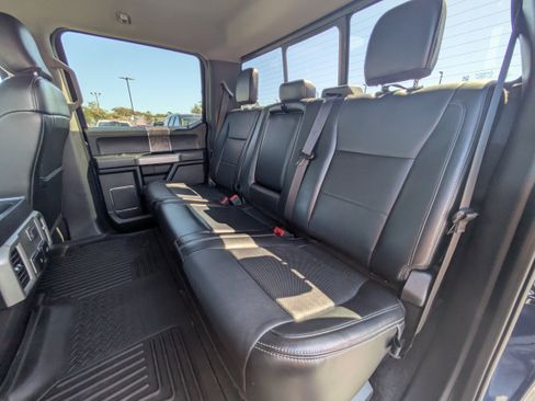 Used 2019 Ford F250 Lariat image 7