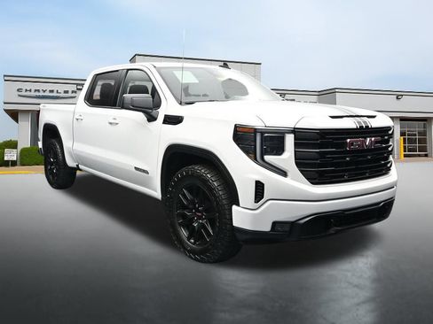 Used 2023 GMC Sierra 1500 Elevation AWD/4WD image 7