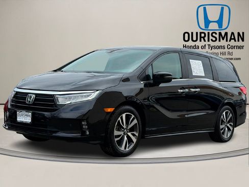 Used 2021 Honda Odyssey Touring image 2