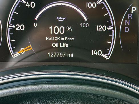 Used 2020 Jeep Grand Cherokee Laredo image 35