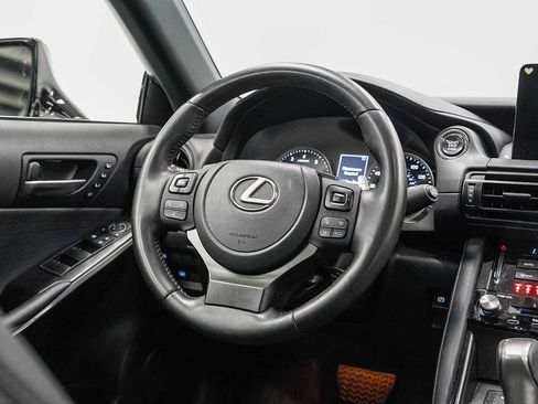 Used 2024 Lexus IS 300 w/ Premium Package RWD image 15