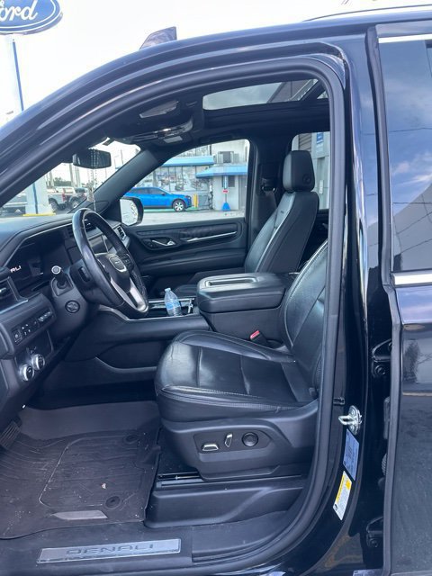 Used 2022 GMC Yukon XL Denali RWD image 23