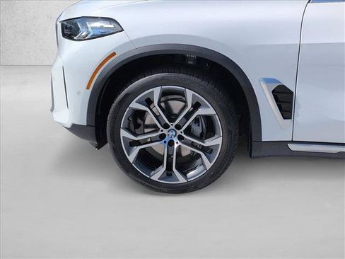 Used 2026 BMW X5 xDrive40i w/ Premium Package AWD/4WD image 25