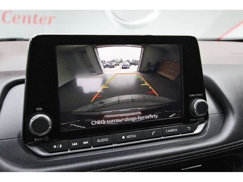 Used 2023 Nissan Rogue SV w/ SV Premium B Package FWD image 25