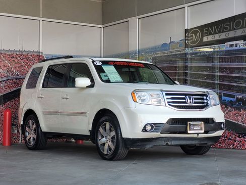 Used 2013 Honda Pilot Touring image 1