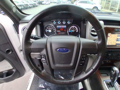 Used 2012 Ford F150 Lariat w/ Lariat Chrome Pkg image 15