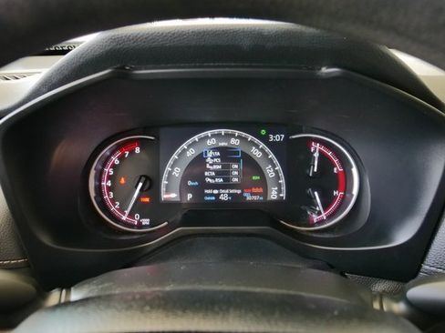 Used 2024 Toyota RAV4 XLE image 17