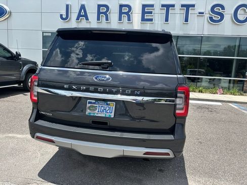 Used 2024 Ford Expedition Limited RWD image 13