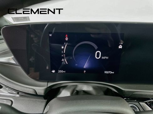 Used 2024 Buick Envista Sport Touring w/ Convenience I Package FWD image 18