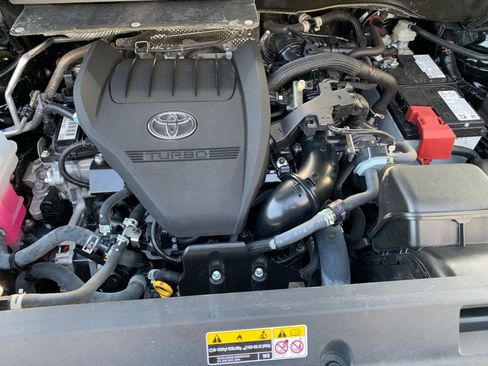 Used 2025 Toyota Highlander XSE image 34