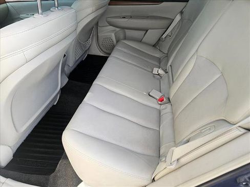 Used 2013 Subaru Outback 3.6R Limited image 19