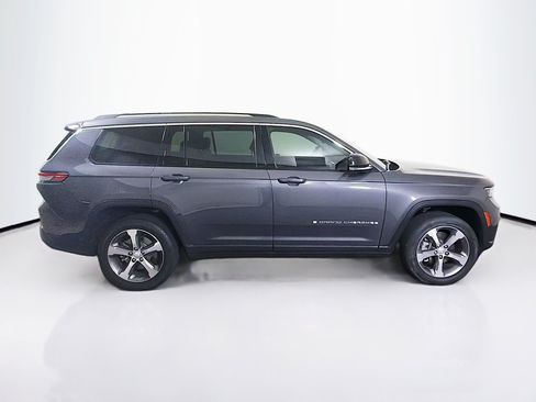 Used 2023 Jeep Grand Cherokee L Limited w/ Trailer Tow Group (B) AWD/4WD image 10