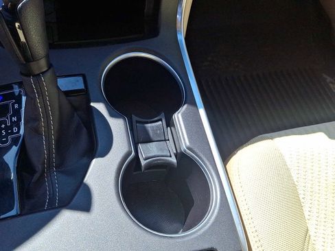 Used 2017 Toyota Camry LE image 27