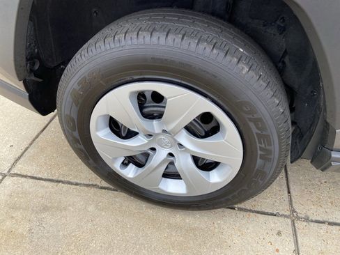 Used 2025 Toyota RAV4 LE image 30