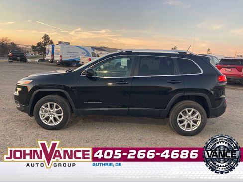 Used 2014 Jeep Cherokee Latitude image 2
