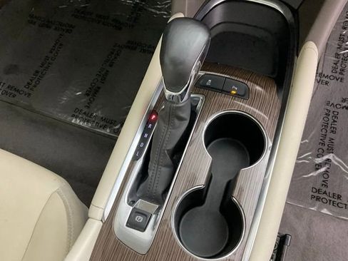 Used 2024 Chevrolet Malibu LT image 18