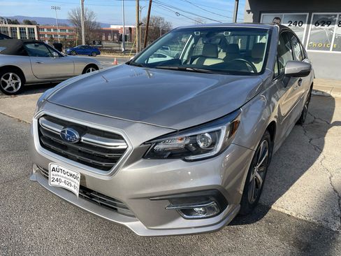 Used 2019 Subaru Legacy 2.5i Limited image 4