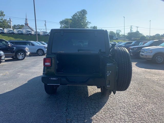 Used 2022 Jeep Wrangler Unlimited Sport AWD/4WD image 8