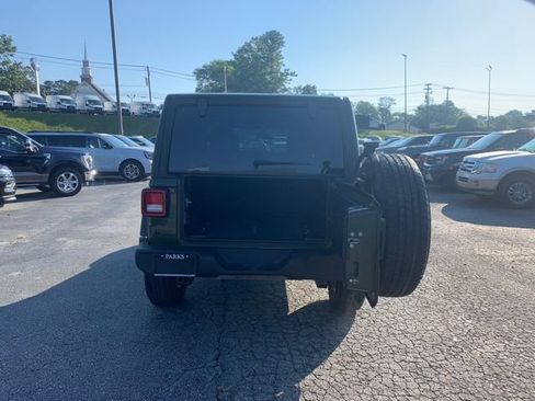Used 2022 Jeep Wrangler Unlimited Sport AWD/4WD image 8