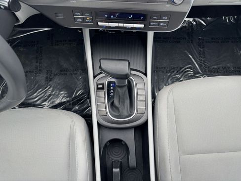 Used 2025 Hyundai Kona SEL image 40