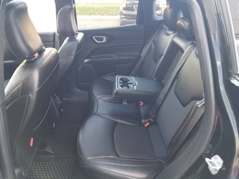 Certified 2024 Jeep Compass Trailhawk w/ Sun and Sound Group AWD/4WD image 15