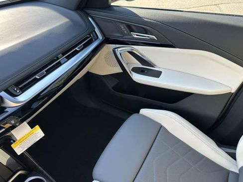 New 2026 BMW X1 xDrive28i w/ M Sport Package image 18