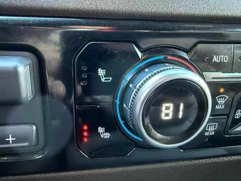 Used 2024 GMC Sierra 2500 SLE w/ SLE Value Package; image 25