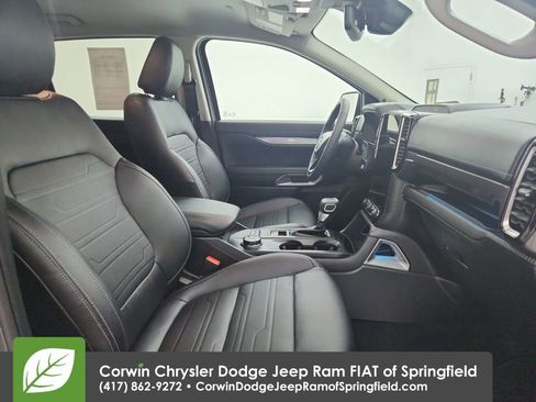 Used 2025 Ford Ranger Lariat w/ FX4 Off-Road Package image 33