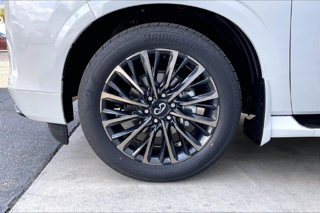 New 2026 INFINITI QX80 Autograph AWD/4WD image 10