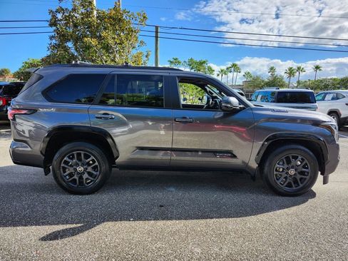 Used 2024 Toyota Sequoia Platinum image 14
