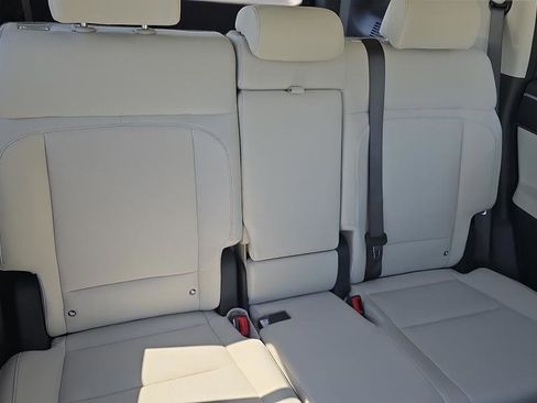New 2026 Hyundai Santa Fe SE FWD image 10
