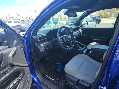 Certified 2024 Toyota Tacoma SR5 AWD/4WD image 24