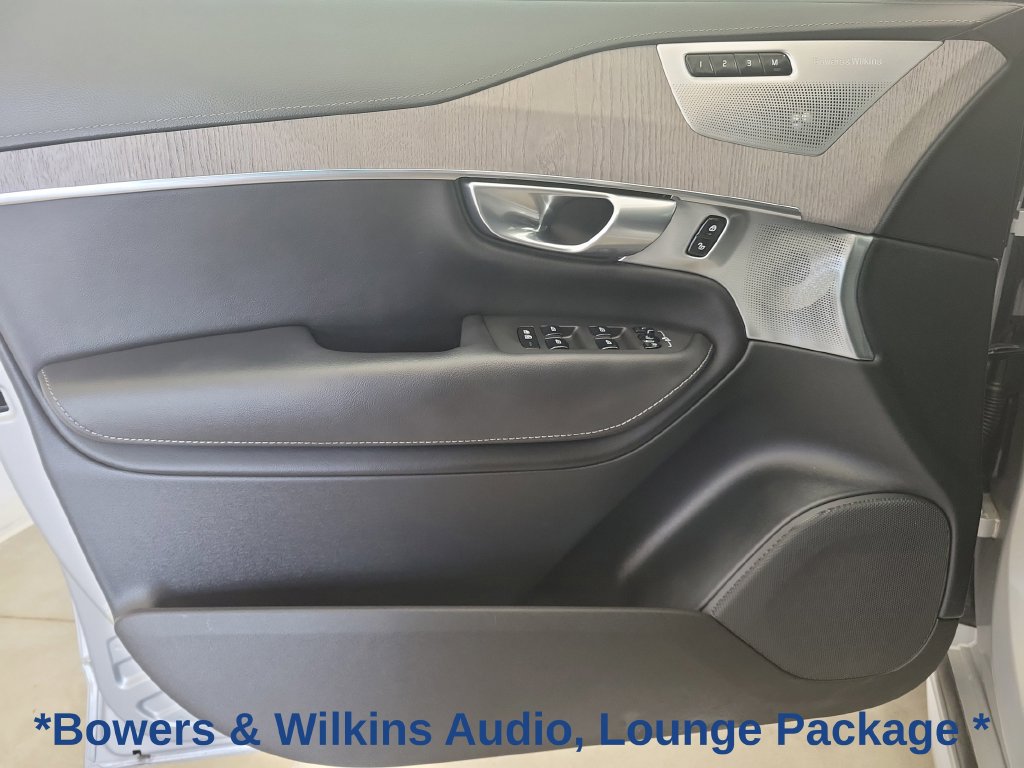 Used 2023 Volvo XC90 B6 Ultimate w/ Lounge Package AWD/4WD image 22