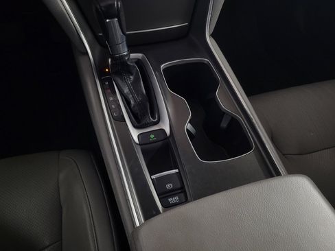 Used 2018 Honda Accord EX-L image 26