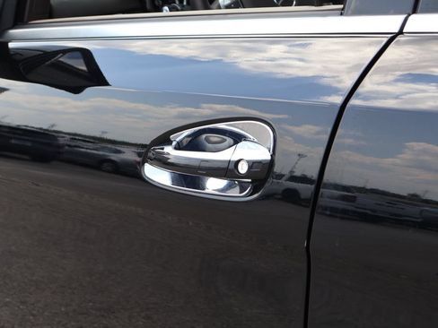 Used 2013 Mercedes-Benz GL 450 4MATIC image 20
