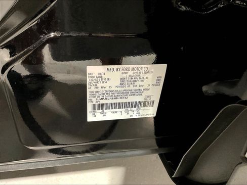 Used 2018 Lincoln MKX Reserve w/ Driver Assistance Package FWD image 18