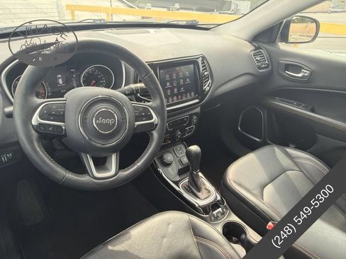 Used 2018 Jeep Compass Limited AWD/4WD image 13