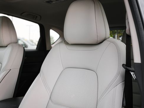 Used 2025 MAZDA CX-5 AWD 2.5 S w/ Preferred Package image 16