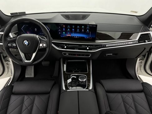 Used 2024 BMW X5 xDrive40i AWD/4WD image 22