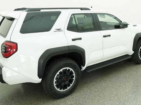 New 2026 Toyota 4Runner TRD Off-Road Premium AWD/4WD image 9