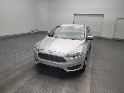 Used 2018 Ford Focus SE FWD image 15
