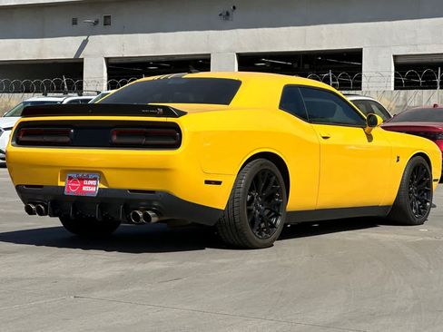 Used 2018 Dodge Challenger R/T Scat Pack RWD image 3