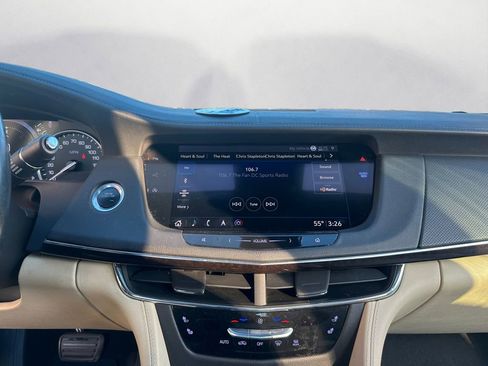 Used 2019 Cadillac CT6 Luxury w/ Driver Awareness Package image 17