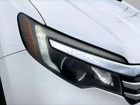 Used 2016 Honda Pilot Touring image 28