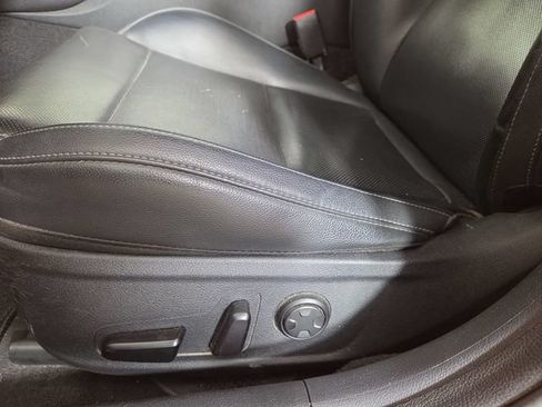 Used 2019 Kia Stinger GTS AWD/4WD image 29