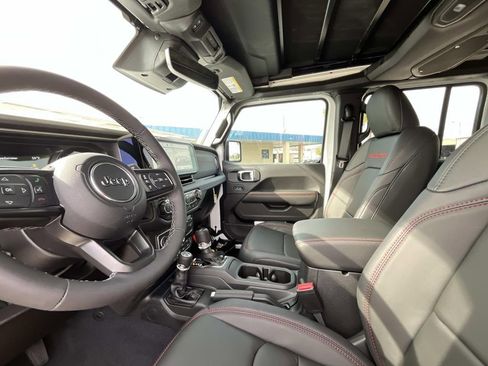 New 2026 Jeep Wrangler Unlimited Rubicon image 10