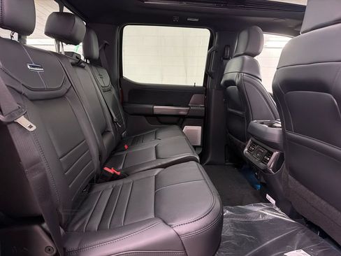 New 2026 Ford F250 Platinum AWD/4WD image 29