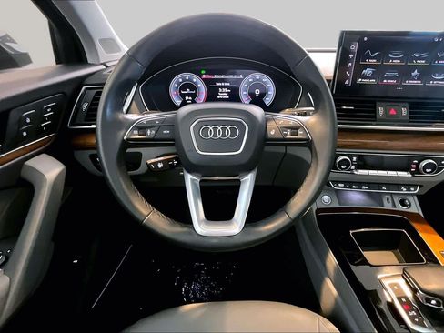 Used 2023 Audi Q5 2.0T Premium Plus w/ Premium Plus Package AWD/4WD image 6