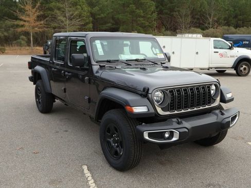 New 2026 Jeep Gladiator Sport image 3